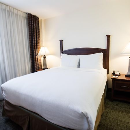 Staybridge Suites Austin Airport By Ihg Dış mekan fotoğraf