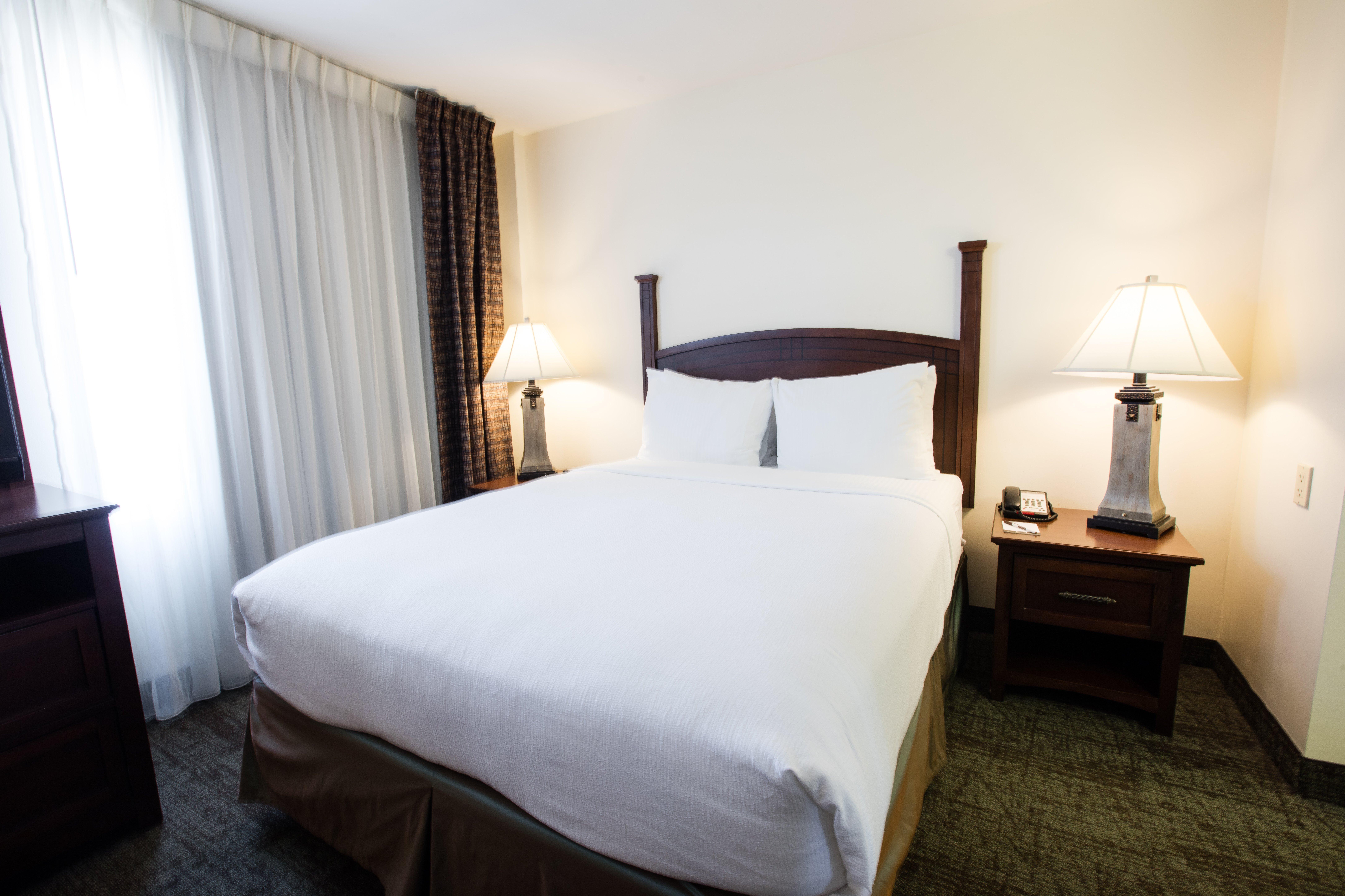 Staybridge Suites Austin Airport By Ihg Dış mekan fotoğraf